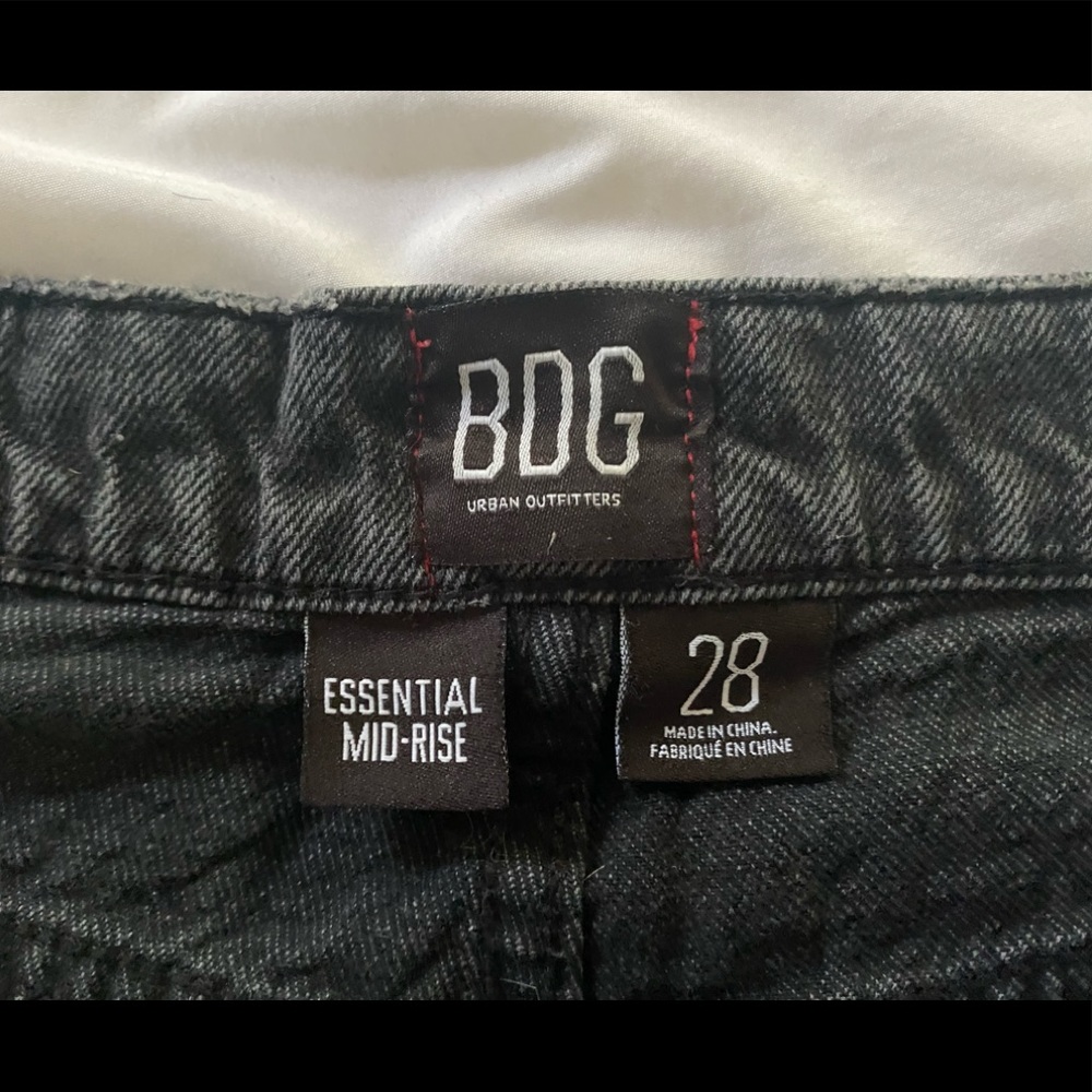 BDG Mid Rise Denim Shorts - Picture 3 of 3